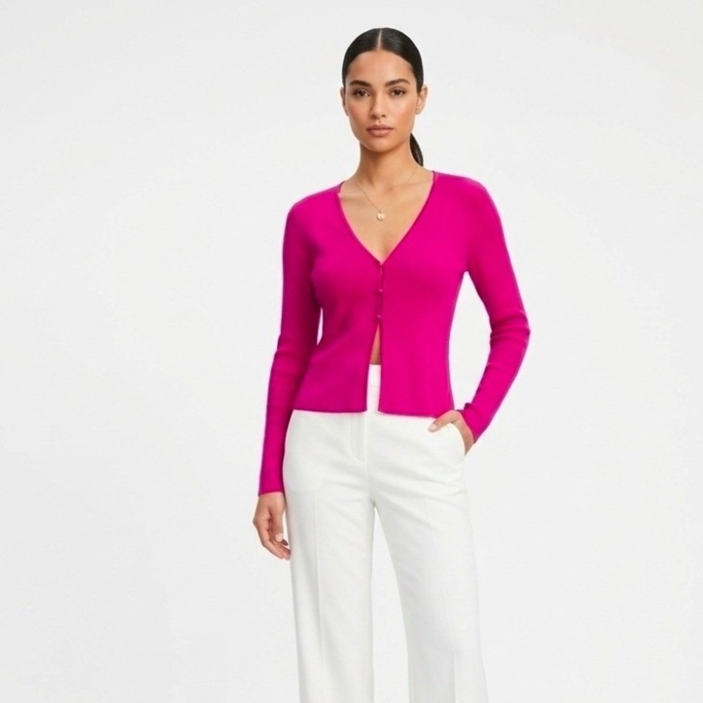 Express Fuchsia Pink Ribbed Knit V-Neck Cardigan Triple Button Front Top Womens